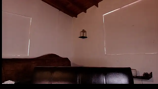 Canela Osada  online show from 02/20/26, 12:27