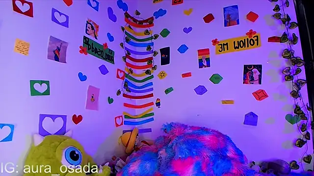 Snapshot of Canela_Osada_ chatting on 06/23/26, 10:35 Canela Osada online show from 06/23/26, 10:35