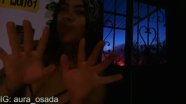 Snapshot of Canela_Osada_ chatting on 06/26/26, 10:30 Canela Osada online show from 06/26/26, 10:30