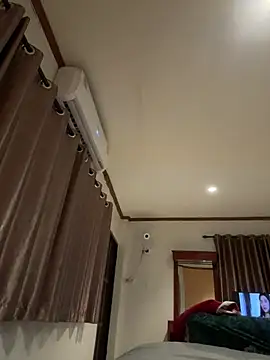 Snapshot of Ponthip chatting on 01/12/26, 06:13 Ponthip online show from 01/12/26, 06:13