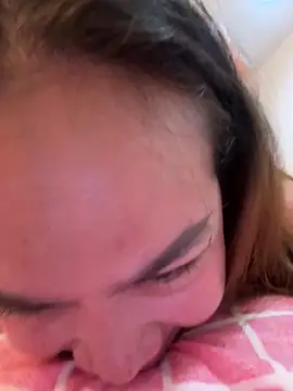 Snapshot of Ponthip chatting on 02/11/26, 08:14 Ponthip online show from 02/11/26, 08:14