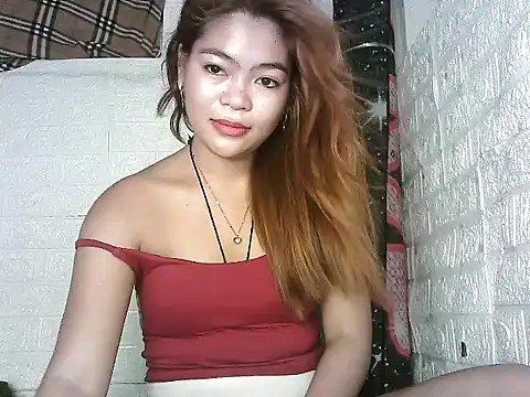 Snapshot of Sexyhotjove chatting on 07/05/26, 02:29 Sexyhotjove online show from 07/05/26, 02:29