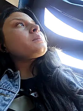 yessica gomez01 online show from 04/26/26, 04:04