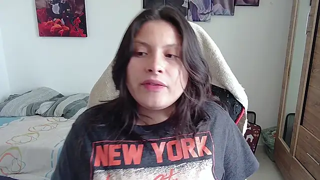 yessica gomez01 online show from 05/16/26, 09:13