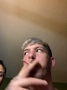 Snapshot of HoneybeeDiamonds chatting on 03/07/26, 04:20 HoneybeeDiamonds online show from 03/07/26, 04:20