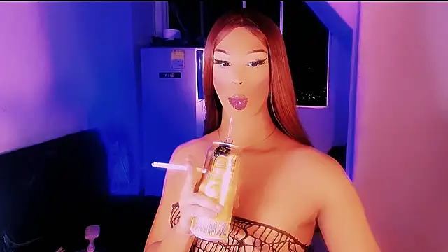 Snapshot of Celene_Goddess chatting on 03/21/26, 03:33 Celene Goddess online show from 03/21/26, 03:33