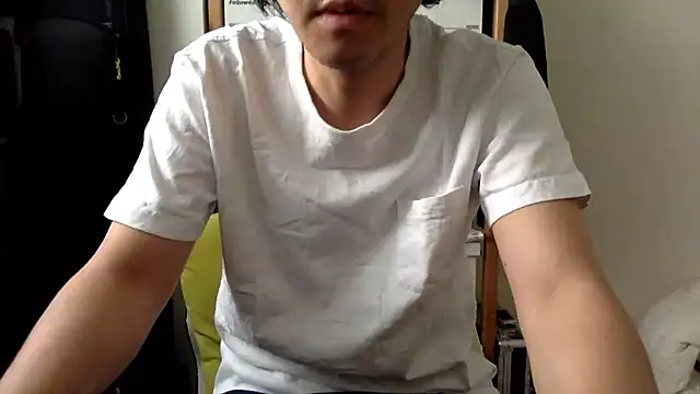 Snapshot of AnyLunch chatting on 06/21/26, 12:02 AnyLunch online show from 06/21/26, 12:02