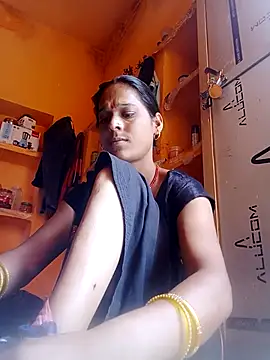 Snapshot of mabimi_sexe chatting on 04/26/26, 06:22 mabimi sexe online show from 04/26/26, 06:22