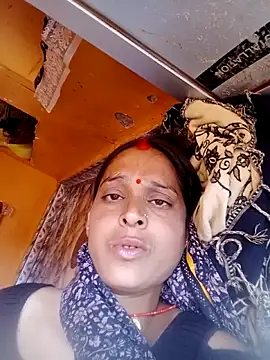 Snapshot of mabimi_sexe chatting on 05/05/26, 06:32 mabimi sexe online show from 05/05/26, 06:32