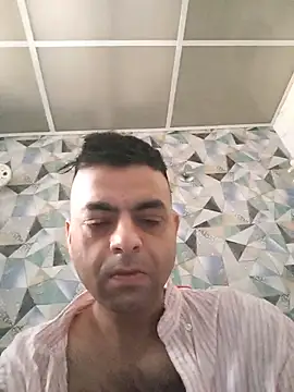 Snapshot of ashleellaunda7582 chatting on 06/03/26, 04:48 ashleellaunda7582 online show from 06/03/26, 04:48