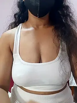 Snapshot of cutehotwife chatting on 02/26/26, 05:45 cutehotwife online show from 02/26/26, 05:45