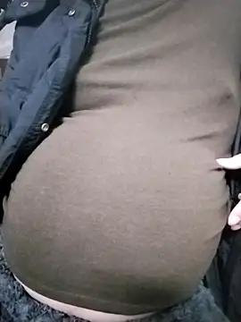 Snapshot of Aurora206 chatting on 03/10/26, 12:48 Aurora206 online show from 03/10/26, 12:48