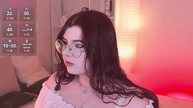 Snapshot of Siena_aa chatting on 02/20/26, 08:42 Siena aa online show from 02/20/26, 08:42