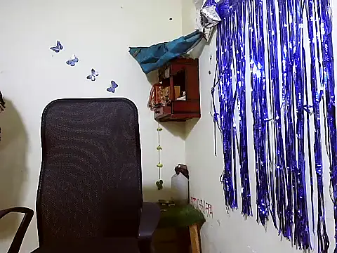 Snapshot of Shivani-Gupta chatting on 02/03/26, 06:40 Shivani-Gupta online show from 02/03/26, 06:40