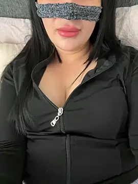 melissiaayzem online show from 05/01/26, 09:36