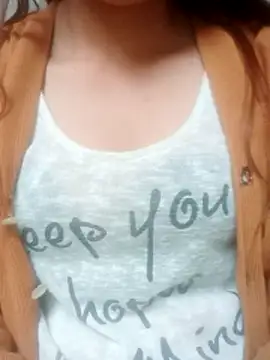 jjennyyy online show from 06/17/26, 03:09