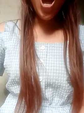 jjennyyy online show from 06/18/26, 09:47