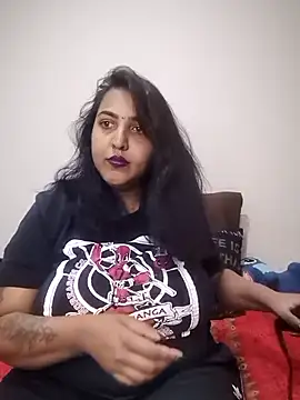Snapshot of IndianBearxx chatting on 07/06/26, 06:32 IndianBearxx online show from 07/06/26, 06:32