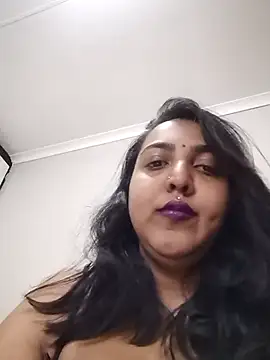 Snapshot of IndianBearxx chatting on 07/13/26, 05:38 IndianBearxx online show from 07/13/26, 05:38