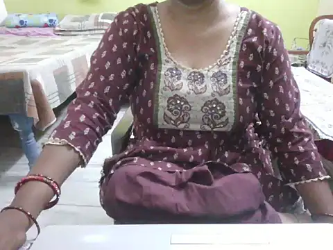 Snapshot of mohini_bhabhi chatting on 05/13/26, 08:12 mohini bhabhi online show from 05/13/26, 08:12