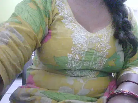 Snapshot of mohini_bhabhi chatting on 05/16/26, 11:53 mohini bhabhi online show from 05/16/26, 11:53