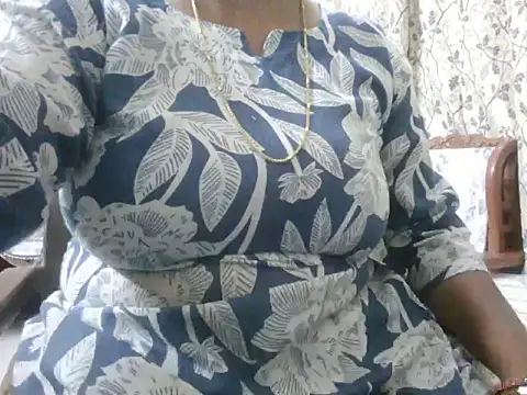 Snapshot of mohini_bhabhi chatting on 07/28/26, 04:16 mohini bhabhi online show from 07/28/26, 04:16