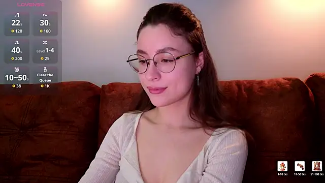 Snapshot of classy____ chatting on 04/10/26, 01:05 classy online show from 04/10/26, 01:05