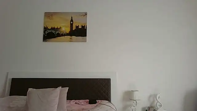 Clara1986 online show from 05/05/26, 08:00