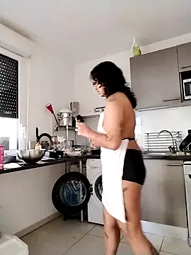 Snapshot of therealsun8 chatting on 02/07/26, 10:30 therealsun8 online show from 02/07/26, 10:30