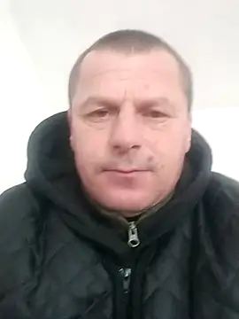 Snapshot of Ivan9iutt chatting on 01/13/26, 12:10 Ivan9iutt online show from 01/13/26, 12:10