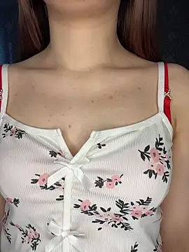 Snapshot of MargoXoki chatting on 02/23/26, 09:39 MargoXoki online show from 02/23/26, 09:39