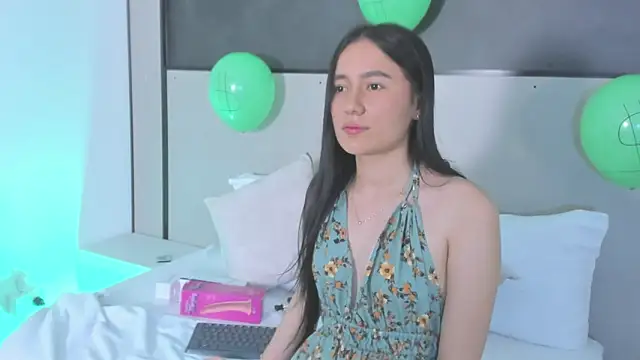 mia slora online show from 03/17/26, 12:19