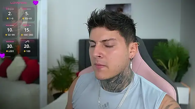 Snapshot of goldenatlasX chatting on 02/13/26, 07:21 goldenatlasX online show from 02/13/26, 07:21