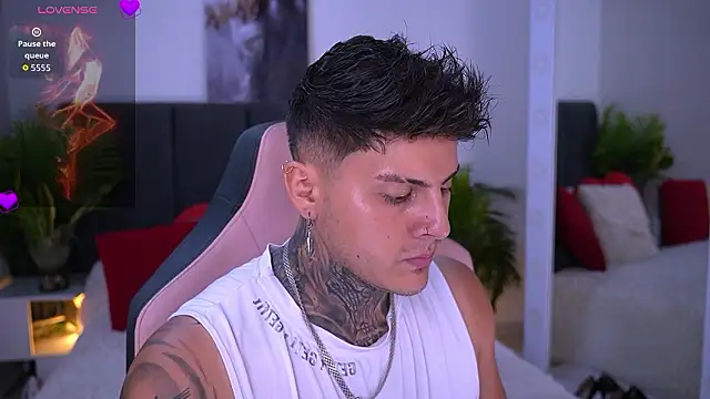 Snapshot of goldenatlasX chatting on 03/16/26, 06:56 goldenatlasX online show from 03/16/26, 06:56