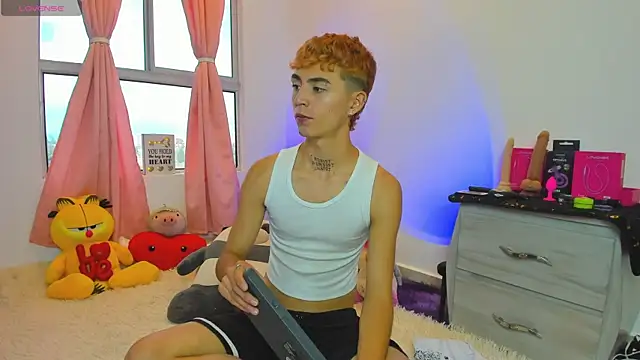 Snapshot of Maiky_Cooper01 chatting on 02/12/26, 08:26 Maiky Cooper01 online show from 02/12/26, 08:26