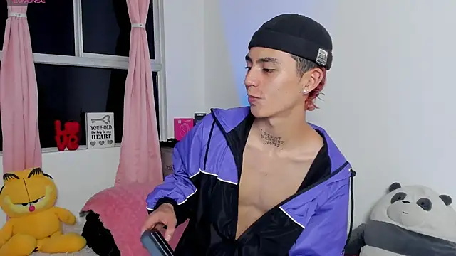 Snapshot of Maiky_Cooper01 chatting on 03/03/26, 11:21 Maiky Cooper01 online show from 03/03/26, 11:21