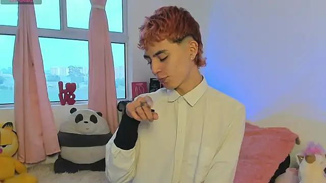 Snapshot of Maiky_Cooper01 chatting on 03/05/26, 06:59 Maiky Cooper01 online show from 03/05/26, 06:59