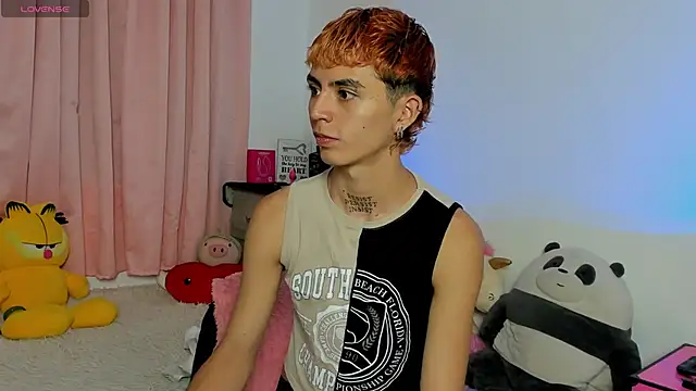 Snapshot of Maiky_Cooper01 chatting on 03/15/26, 09:37 Maiky Cooper01 online show from 03/15/26, 09:37