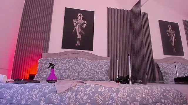 Naia-Nore online show from 02/28/26, 11:39