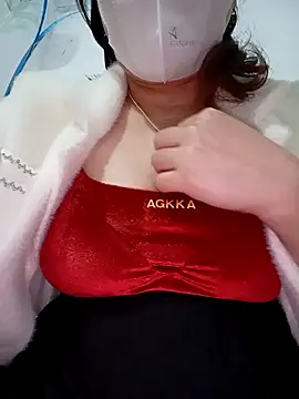 Snapshot of ManaMi-Ami chatting on 01/13/26, 02:28 ManaMi-Ami online show from 01/13/26, 02:28