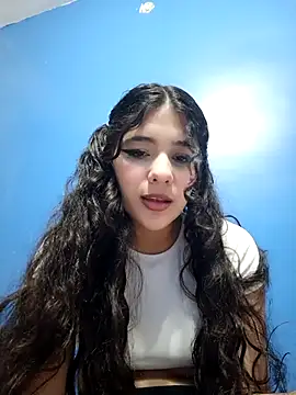 Snapshot of diosa_sofia19 chatting on 01/12/26, 12:27 diosa sofia19 online show from 01/12/26, 12:27