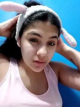 Snapshot of diosa_sofia19 chatting on 01/13/26, 04:51 diosa sofia19 online show from 01/13/26, 04:51