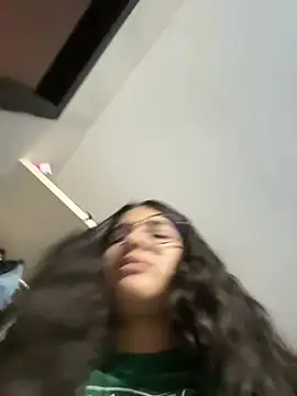 Snapshot of diosa_sofia19 chatting on 03/17/26, 01:54 diosa sofia19 online show from 03/17/26, 01:54