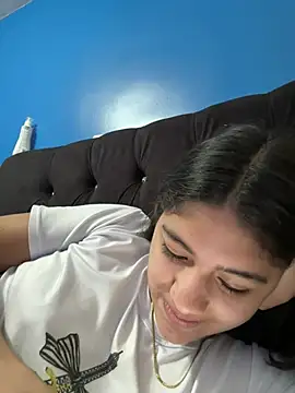 Snapshot of diosa_sofia19 chatting on 05/22/26, 03:28 diosa sofia19 online show from 05/22/26, 03:28
