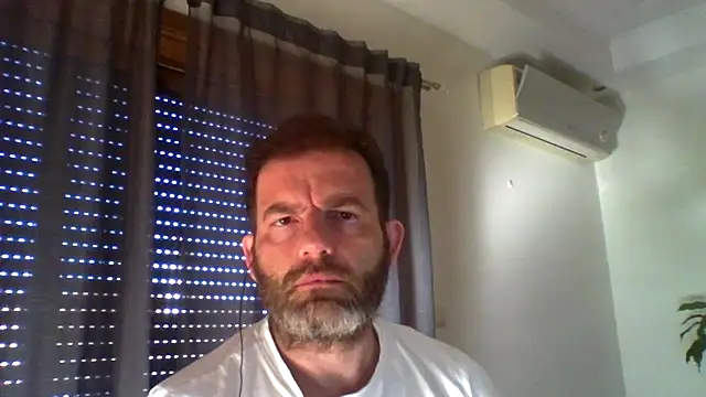 Snapshot of _grj1 chatting on 05/29/26, 07:39 grj1 online show from 05/29/26, 07:39