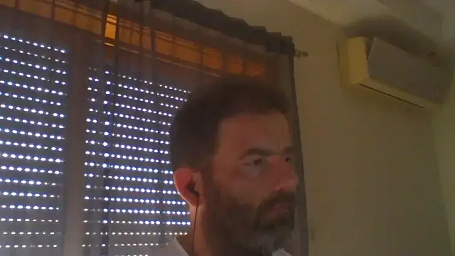 Snapshot of _grj1 chatting on 06/02/26, 08:16 grj1 online show from 06/02/26, 08:16