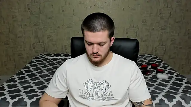 Snapshot of Well_boy chatting on 04/02/26, 03:09 Well boy online show from 04/02/26, 03:09