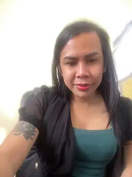 BriannaCruz24 online show from 04/21/26, 11:40