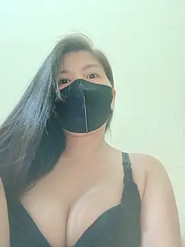 Snapshot of Lyly-68688 chatting on 06/27/26, 02:34 Lyly-68688 online show from 06/27/26, 02:34