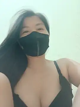 Snapshot of Lyly-68688 chatting on 07/14/26, 02:34 Lyly-68688 online show from 07/14/26, 02:34